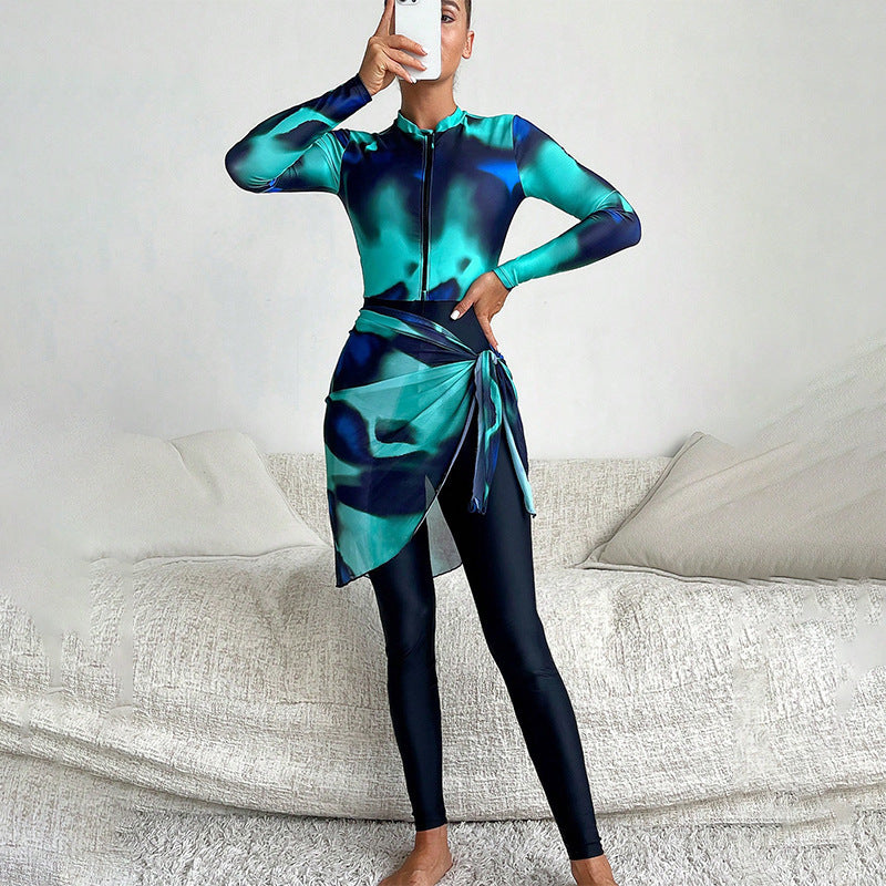 Ladies functional dress with elegant wrap design Mune Fashion