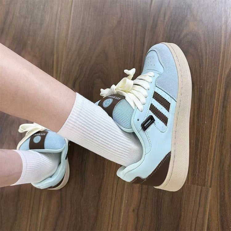 Ladies Sporty Lifestyle Sneakers with Fashionable Retro Design Mune Fashion