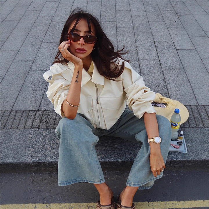 Women Short Boxy Cargo Jacket made of Cotton Blend with Oversized Flap Pockets Mune Fashion