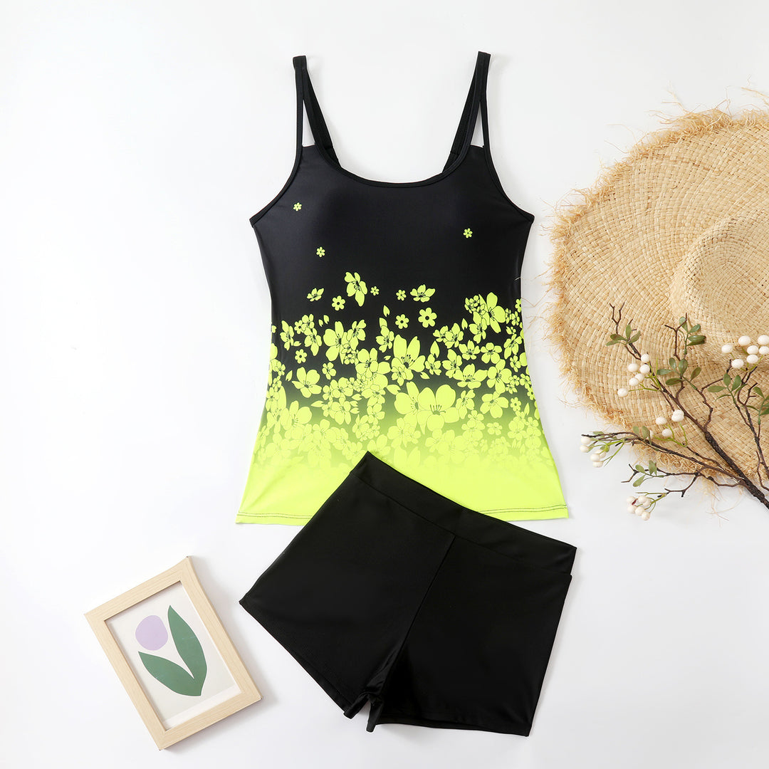 Women's Tankini Set with Floral Design and Innovative Cut Mune Fashion
