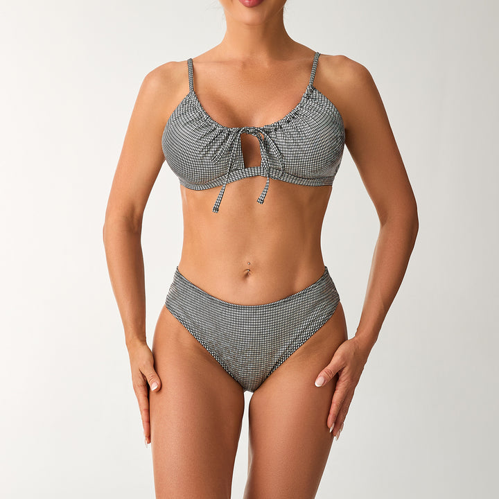 Ladies high-waisted bikini set with adjustable top and ruffle details Mune Fashion