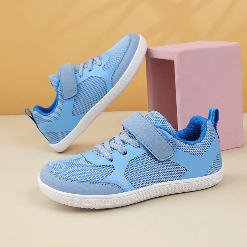 Unisex lightweight mesh sneakers with elastic lacing system, velcro closure and EVA midsole Mune Fashion