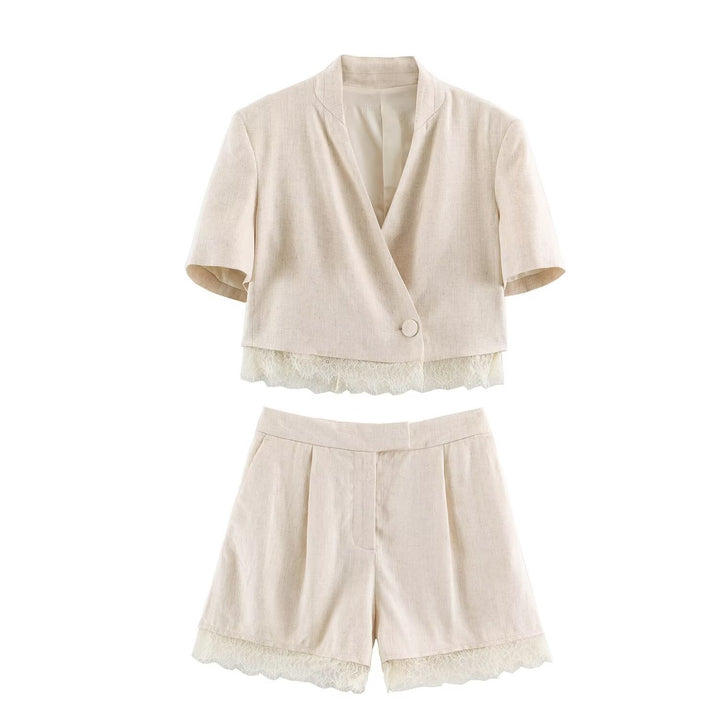 Women's two-piece short blazer with V-neck and lace trim, as well as high-waisted pleated shorts Mune Fashion