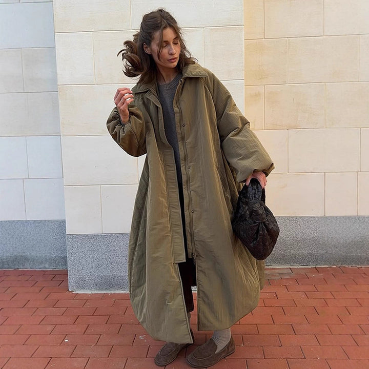 Women's Wide-Cut Quilted Balloon Coat with Hidden Button Placket Mune Fashion