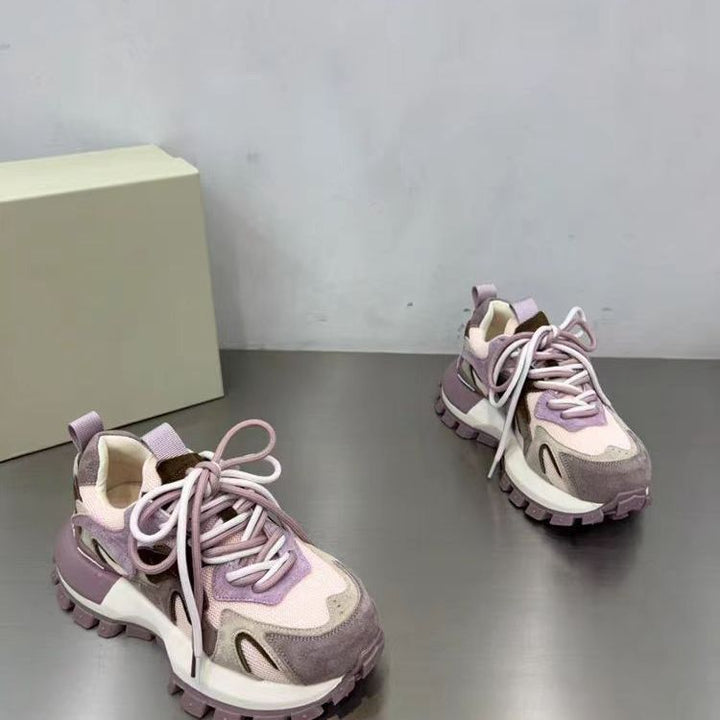 Ladies sporty sneakers with cushioned sole and breathable upper material Mune Fashion