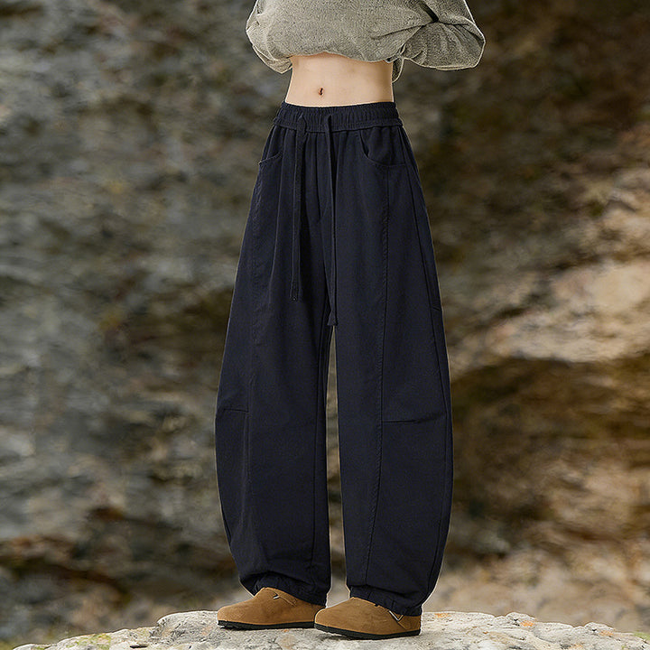 Women's Oversize Cargo Pants made of cotton blend with high elastic waistband and leg cuffs Mune Fashion