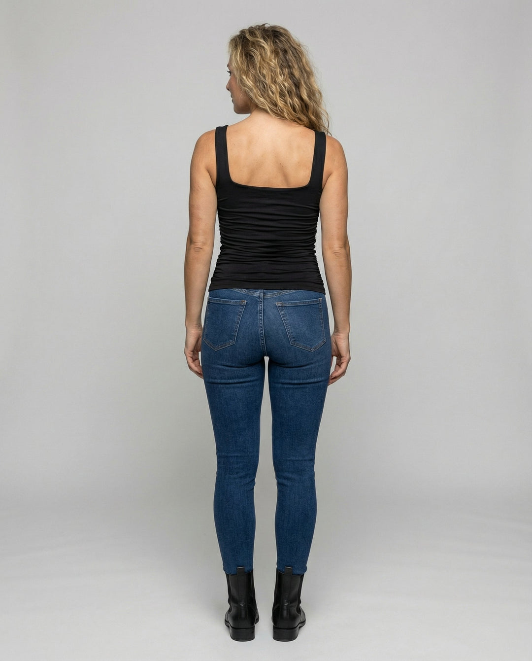 Figure-hugging women's top | Mune Fashion