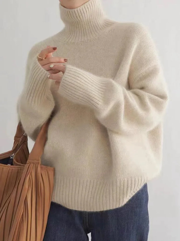 Mune | Elegant Turtleneck Sweater for Women