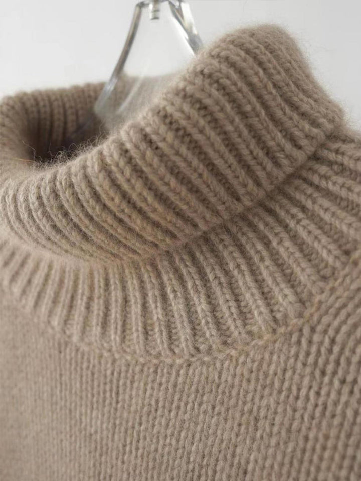 Mune | Elegant Turtleneck Sweater for Women