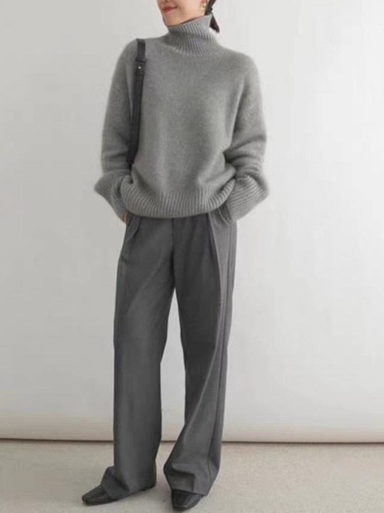 Mune | Elegant Turtleneck Sweater for Women