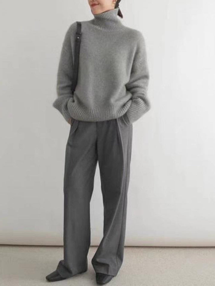 Mune | Elegant Turtleneck Sweater for Women