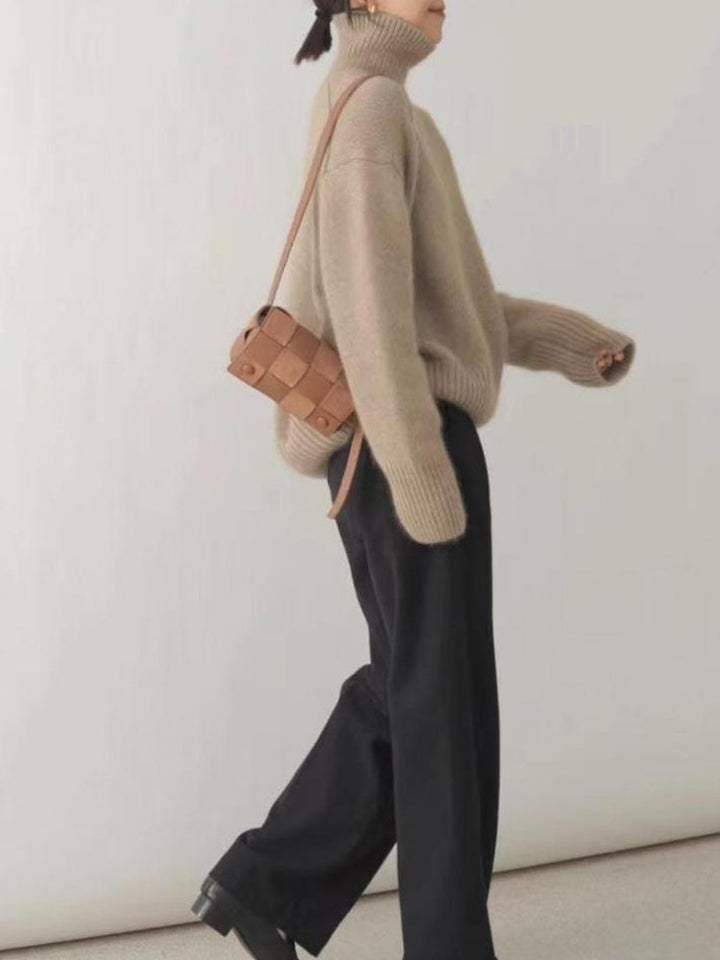 Mune | Elegant Turtleneck Sweater for Women