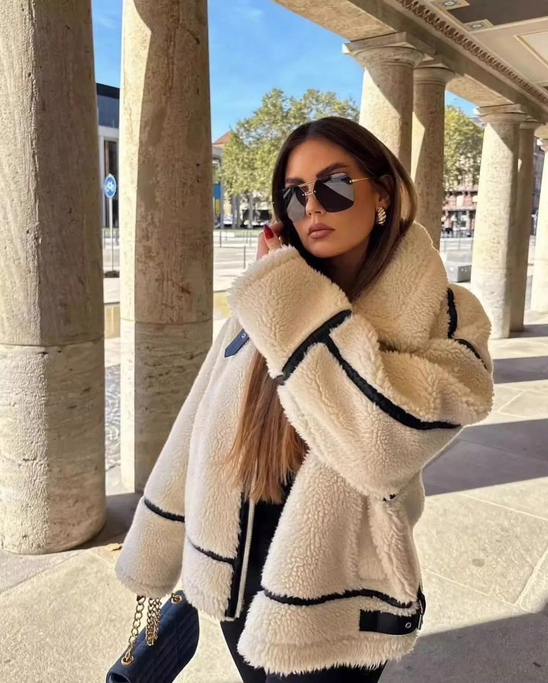 Mune | Women's Oversized Teddy Winter Jacket with Collar