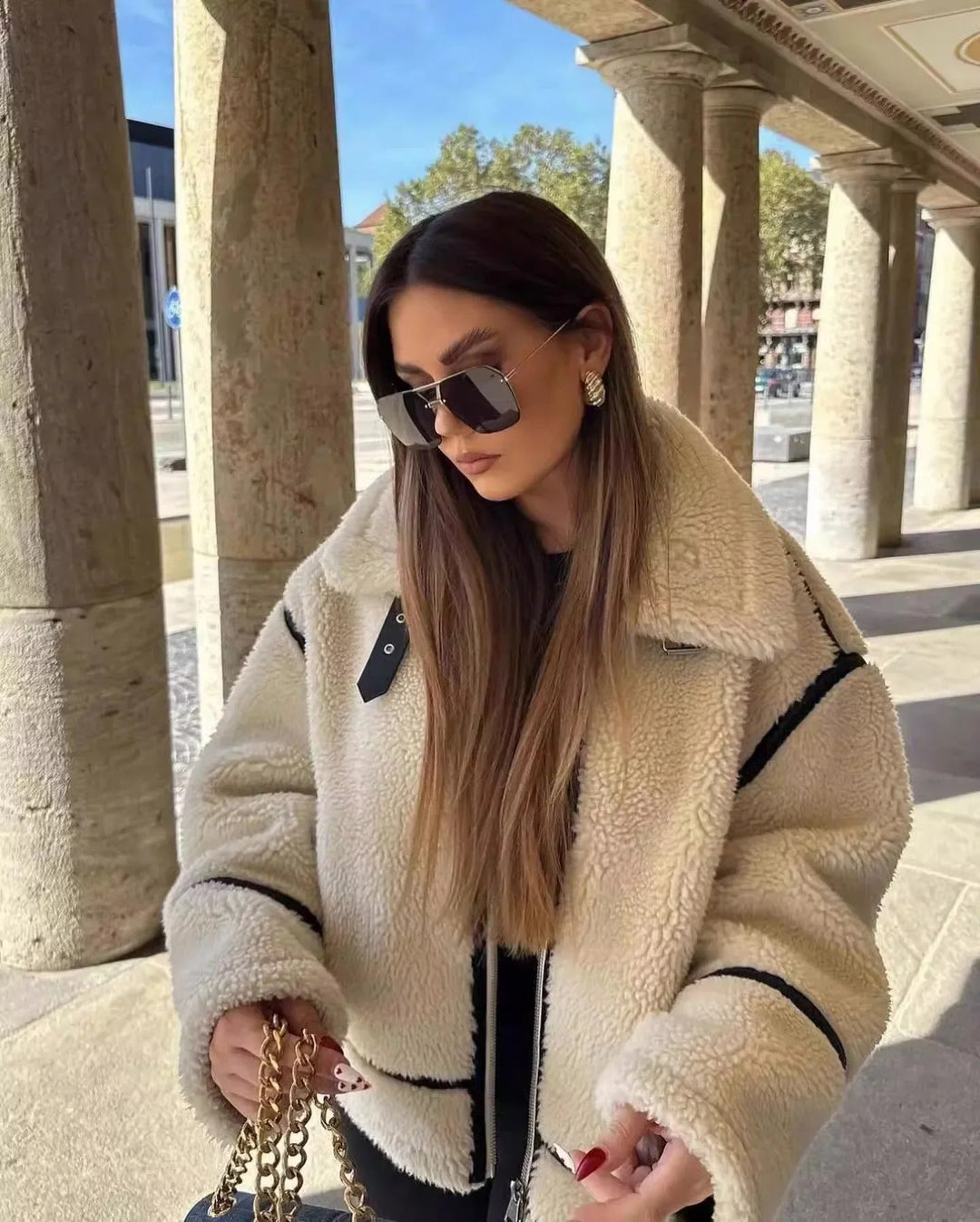 Mune | Women's Oversized Teddy Winter Jacket with Collar