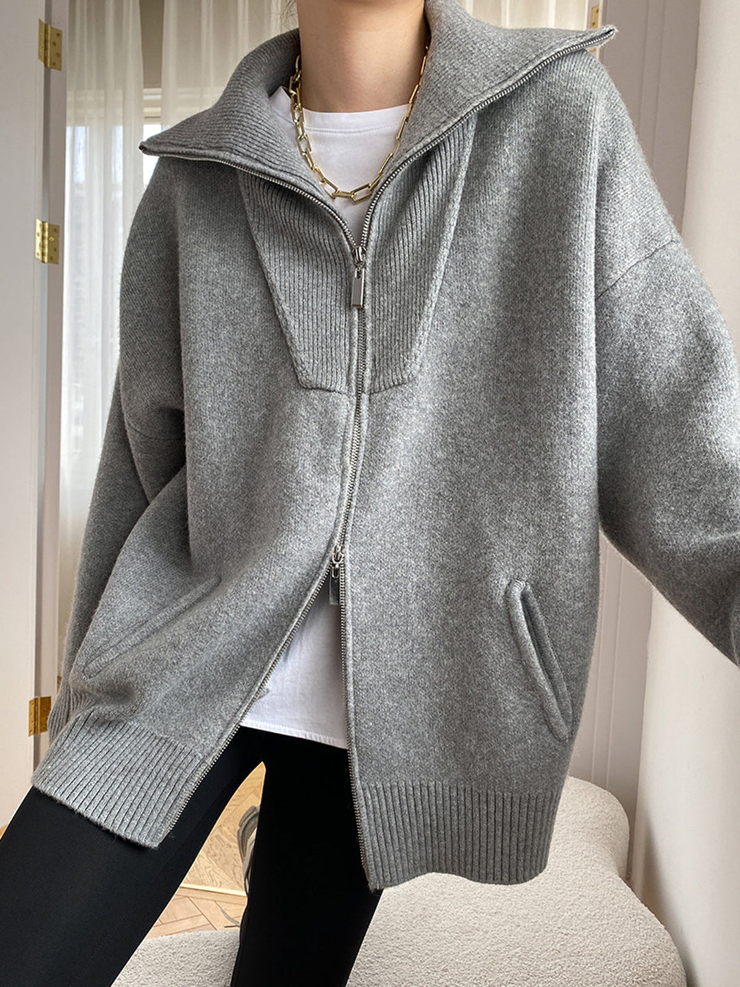 Mune | Women's Plus Size Cardigan with Open Collar and Long Sleeves