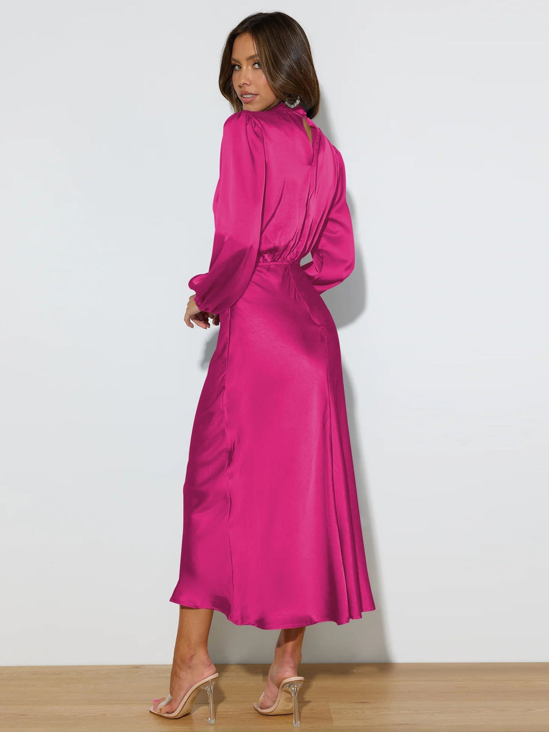Mune | Elegant Satin Dress with Long Sleeves