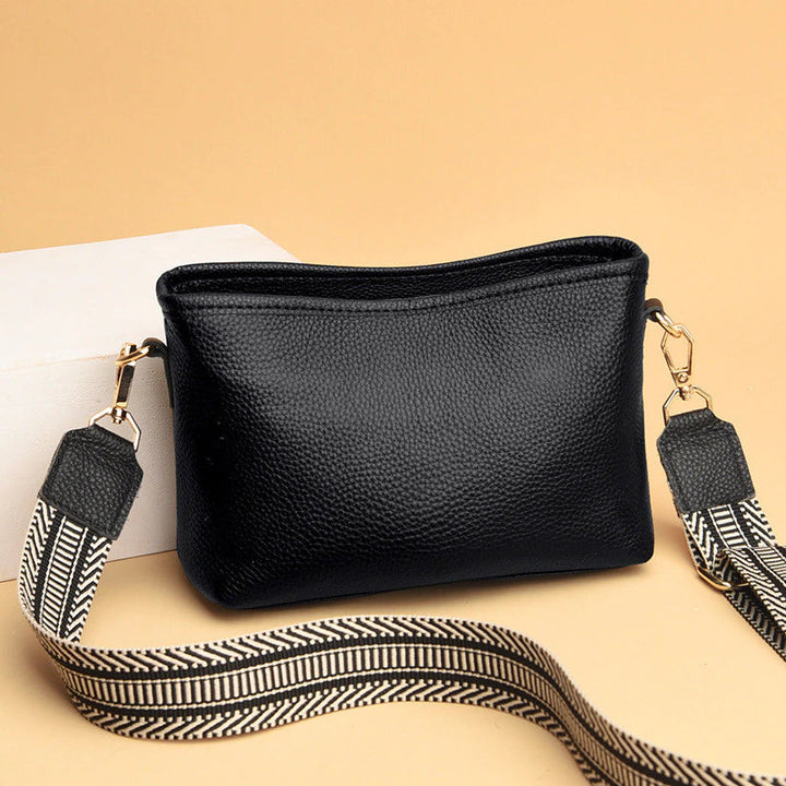 Mune | Minimalistic Leather Shoulder Bag for Women