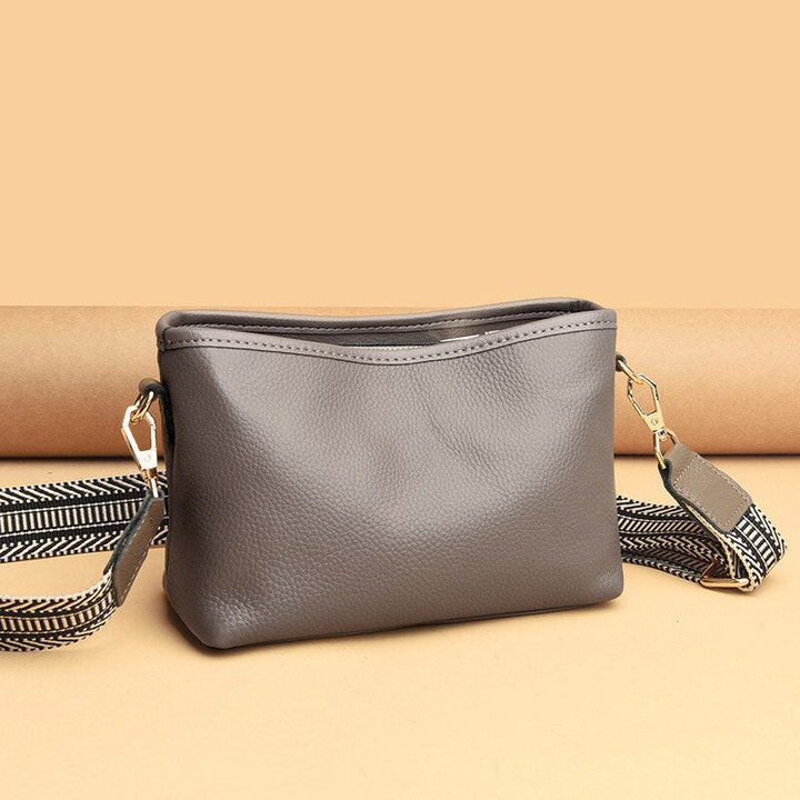Mune | Minimalistic Leather Shoulder Bag for Women