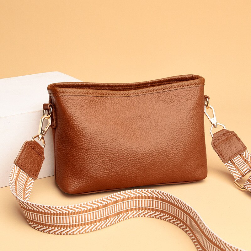 Mune | Minimalistic Leather Shoulder Bag for Women