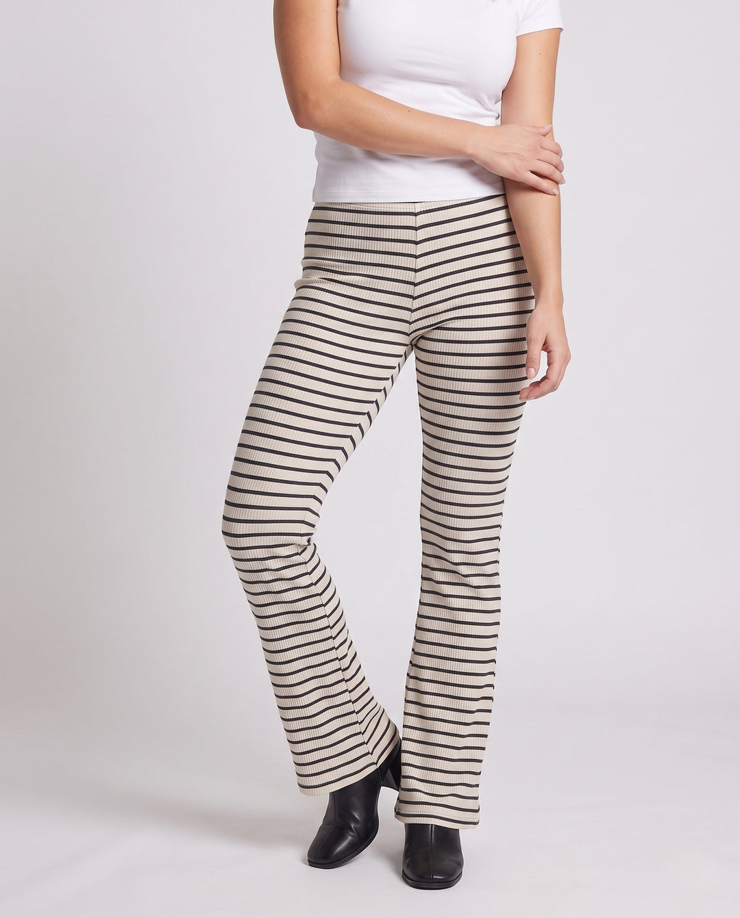 Product 10995807322458 - lower_body