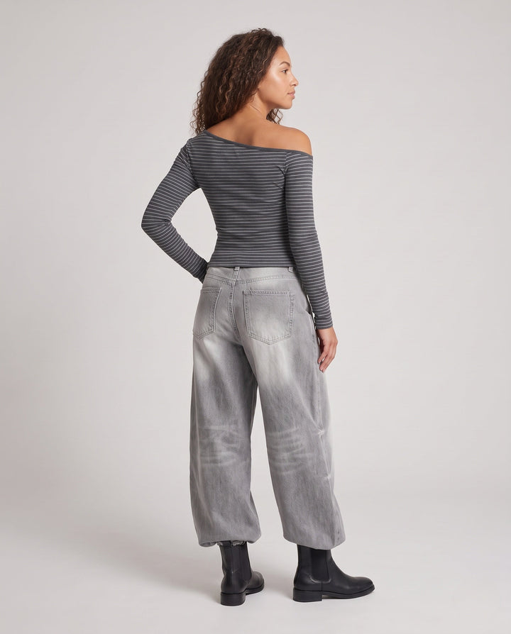 Product 10999783326042 - back_view