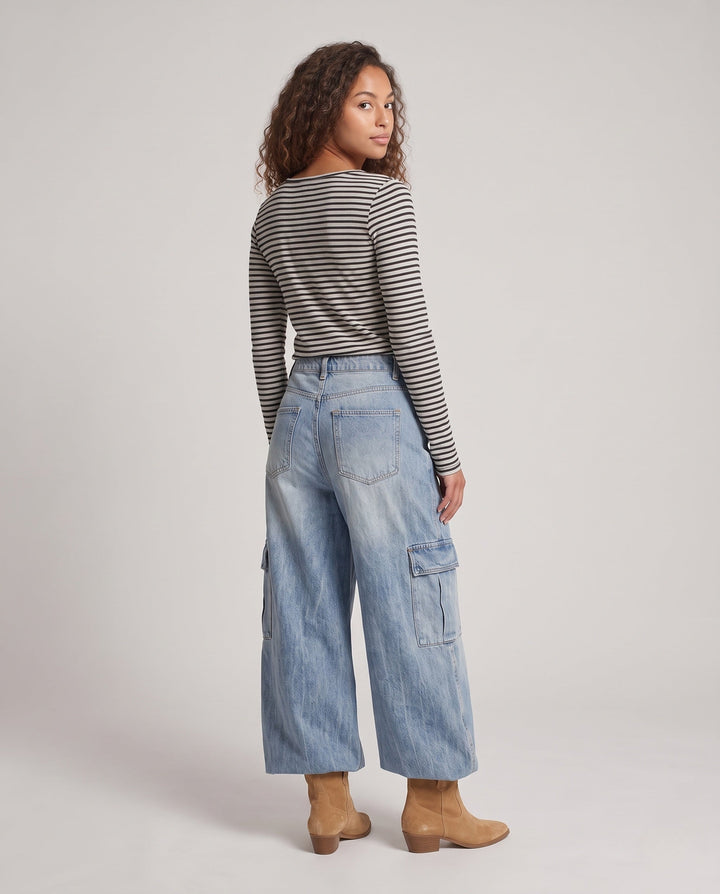 Product 10999784309082 - back_view