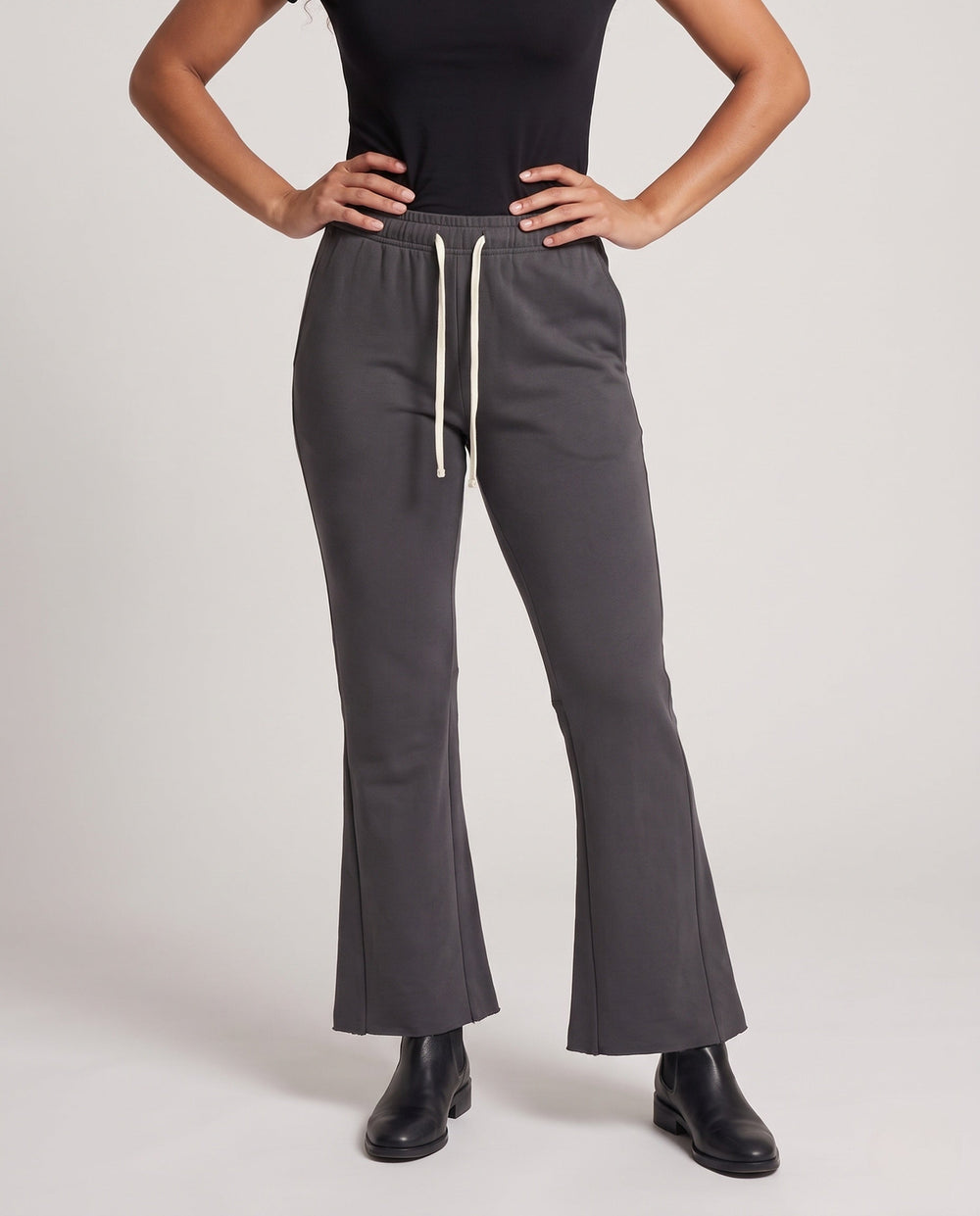 Product 10999799185754 - lower_body