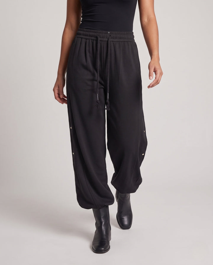 Product 11002323108186 - lower_body