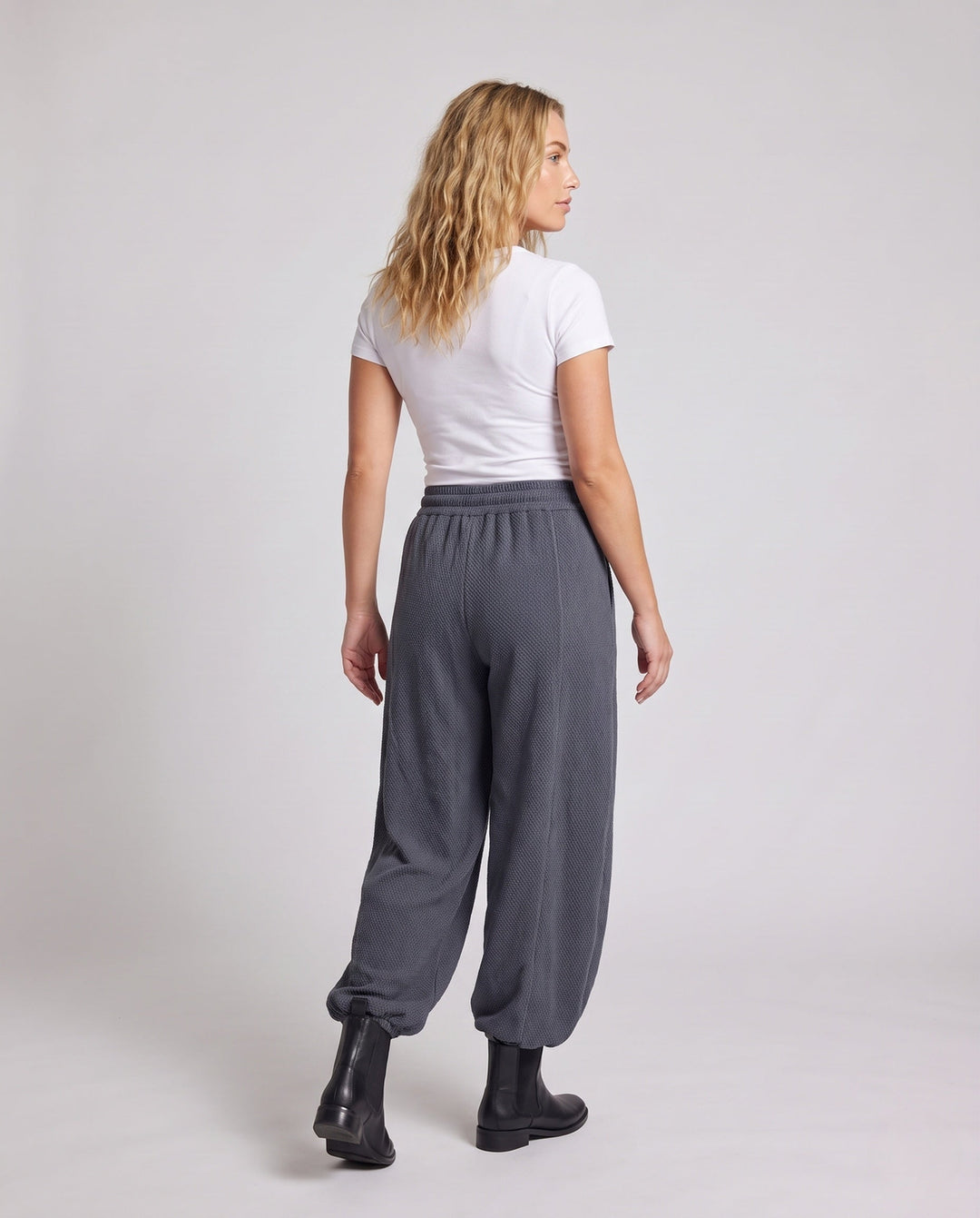 Product 11002324648282 - back_view