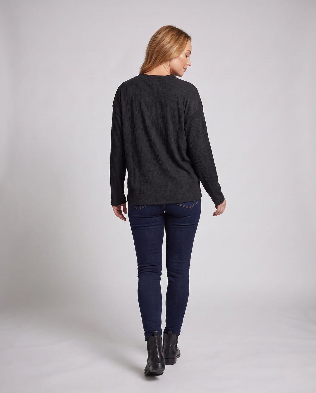 Product 11002330939738 - back_view