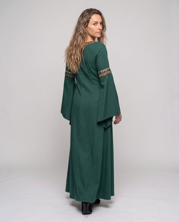Women's historic fairy tale dress with elegant lacing design Mune Fashion