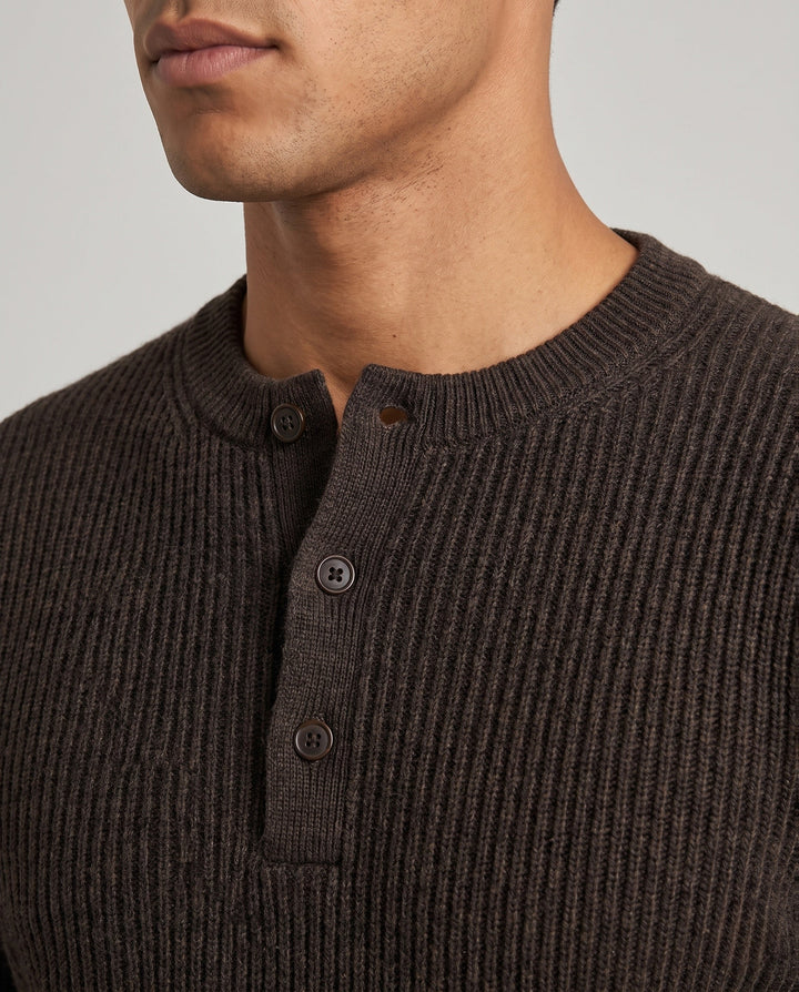 Product 16012468420938 - close_up_detail