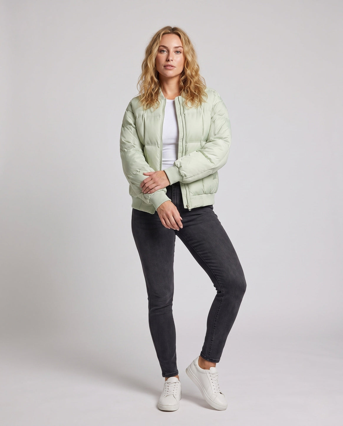 Product 16014735901002 - full_body_front
