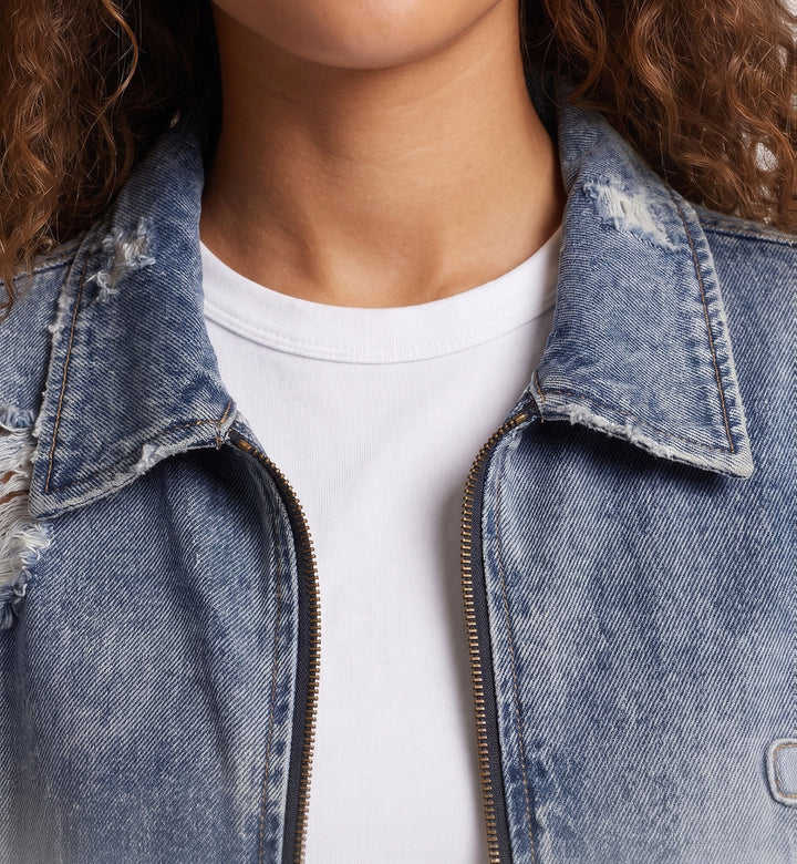 Product 16025008013642 - close_up_detail