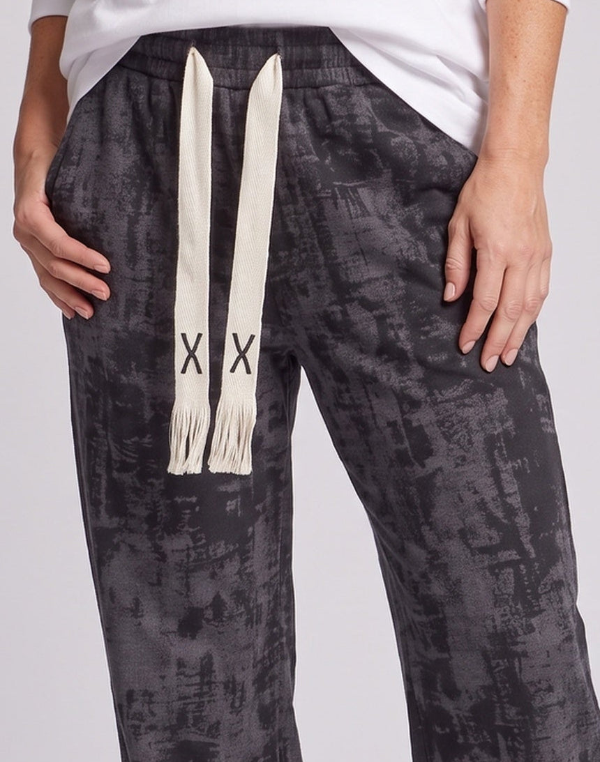 Women Leisure Graphic Cargo Pants Mune Fashion