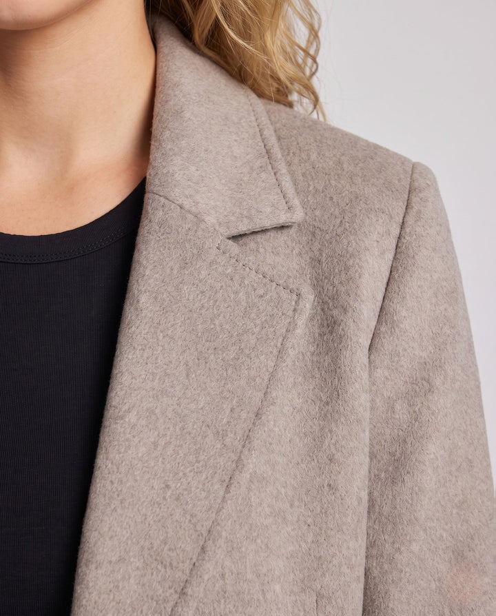 Product 16033017528650 - close_up_detail