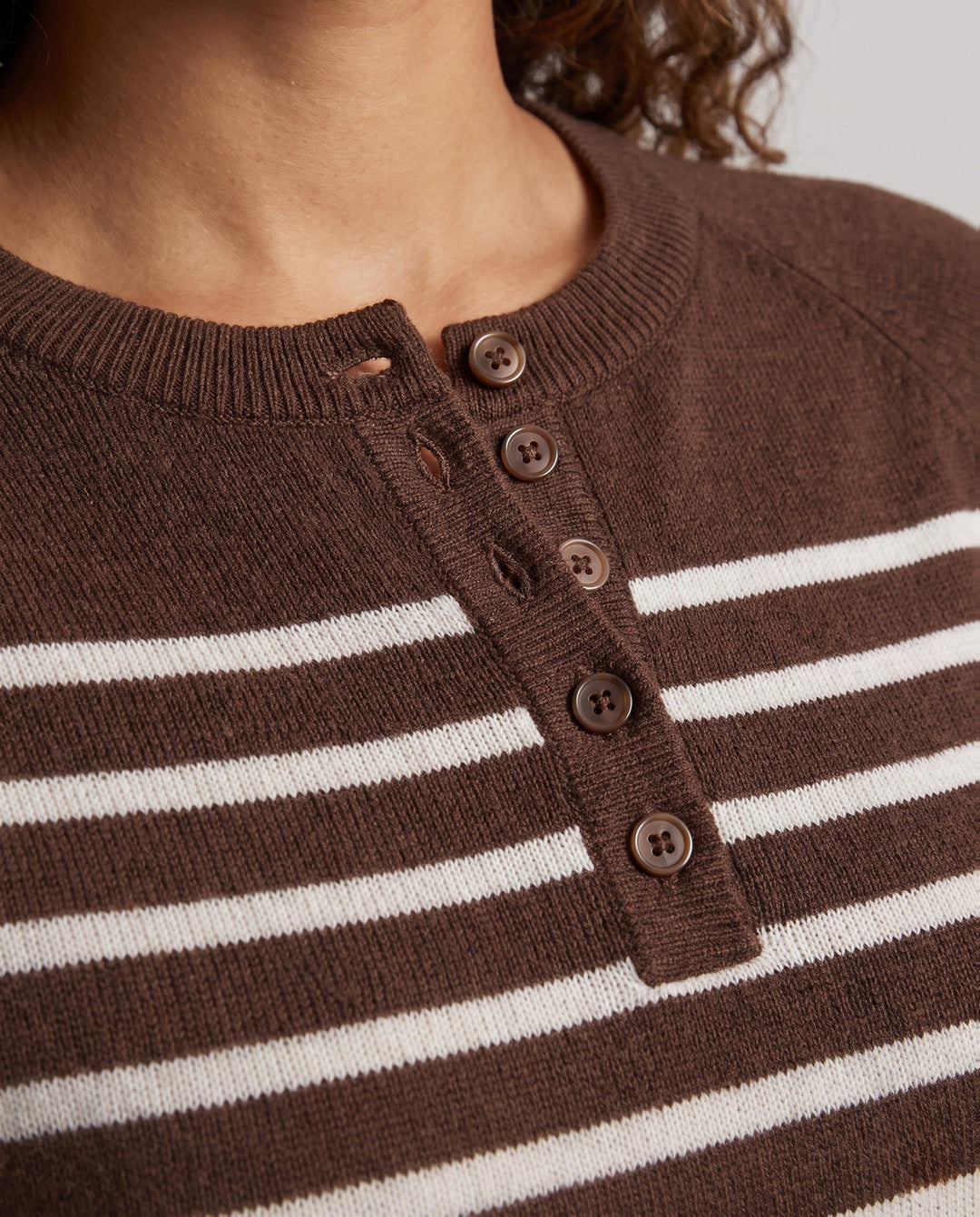 Product 16034478522698 - close_up_detail