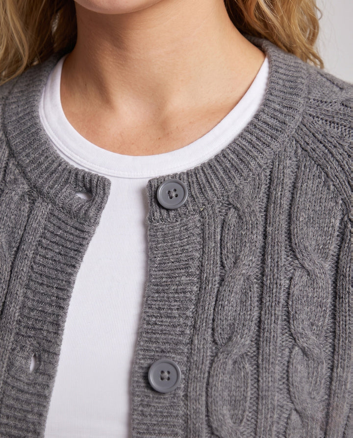 Product 16034479046986 - close_up_detail