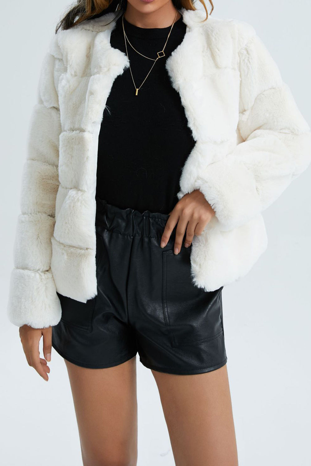 Mune | Women's Short Faux Fur Coat with Lapels and Soft Fabric
