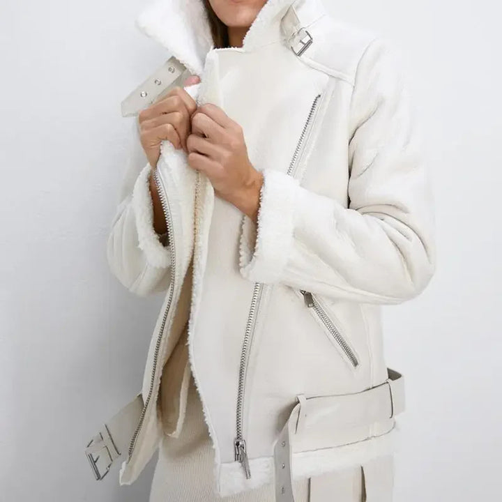 Mune | Modern and Comfortable Winter Coat