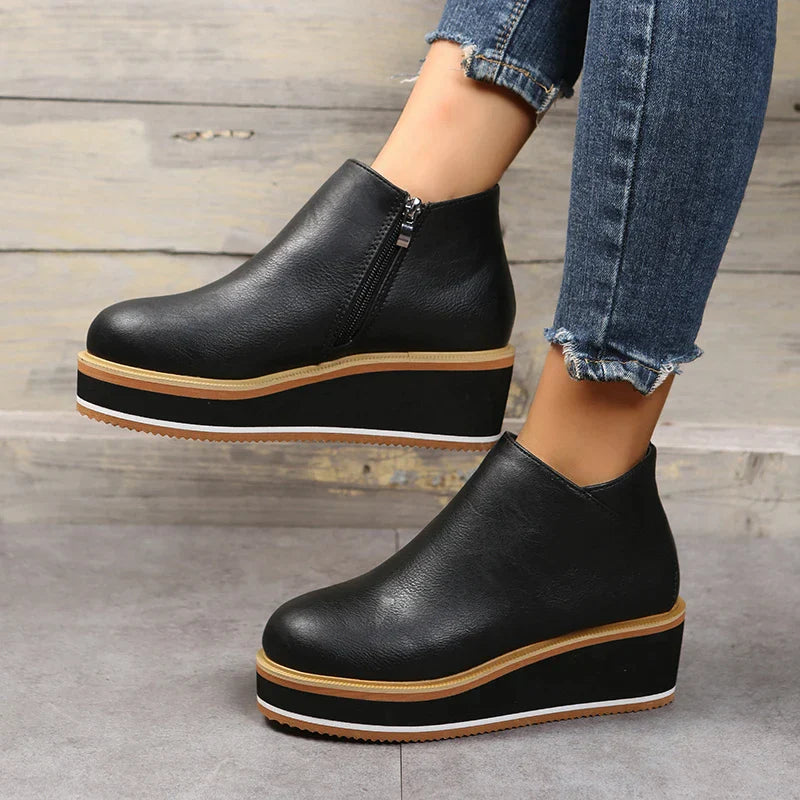Mune | Women's Ankle Boots with Platform and Side Zipper