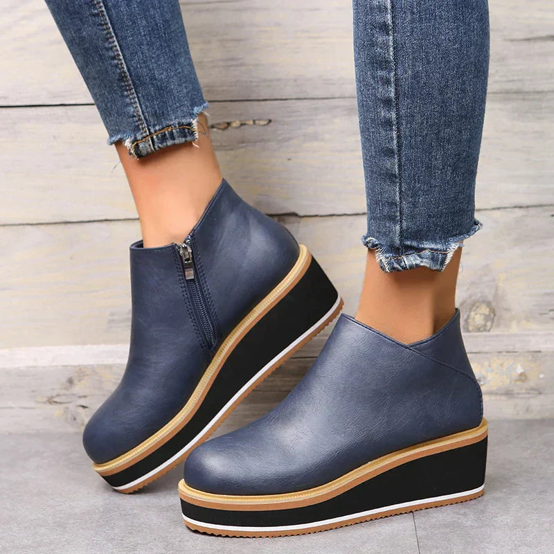 Mune | Women's Ankle Boots with Platform and Side Zipper