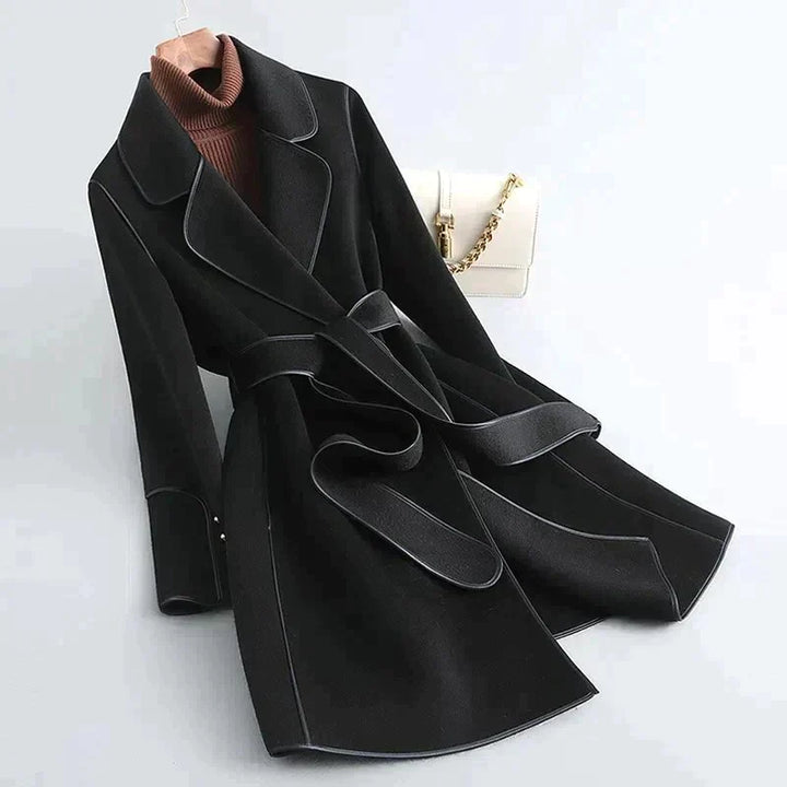 Mune | Elegant and Versatile Winter Coat