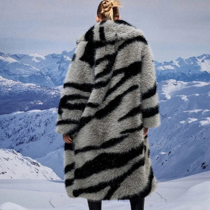 Mune | Long Fur Coat Women with Animal Print - Luxurious & Stylish Winter Design