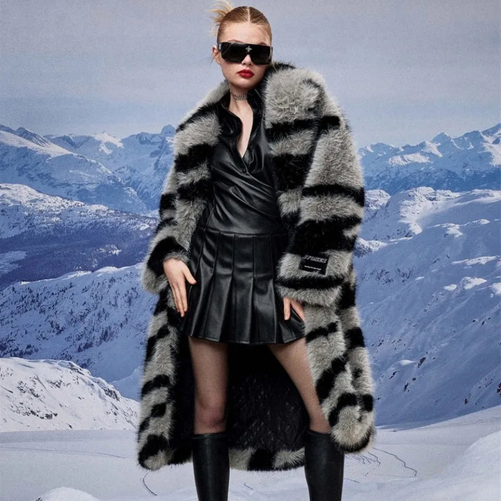 Mune | Long Fur Coat Women with Animal Print - Luxurious & Stylish Winter Design