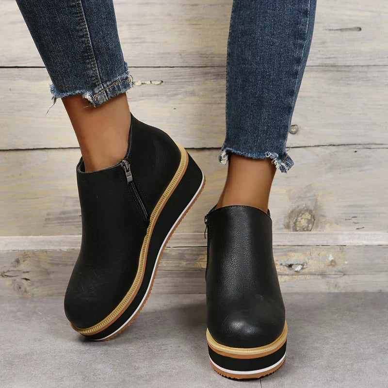 Mune | Women's Ankle Boots with Platform and Side Zipper