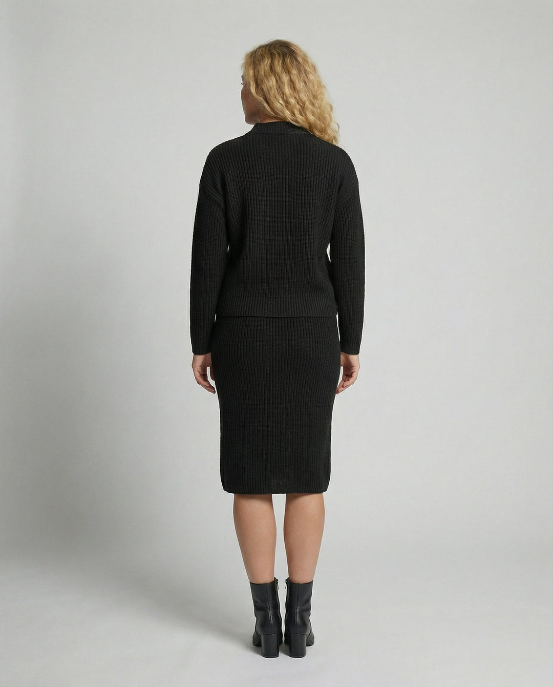 Elegant knit set sweater skirt