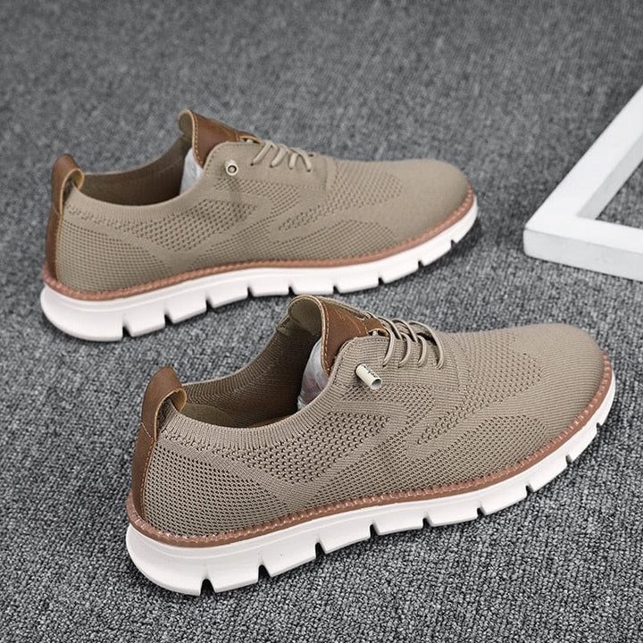 Orthopedic leisure shoes for men