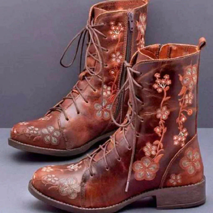 Mune | Retro Boots with Ethnic Embroidery