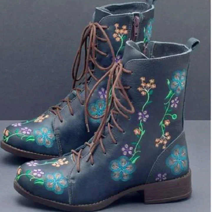 Mune | Retro Boots with Ethnic Embroidery